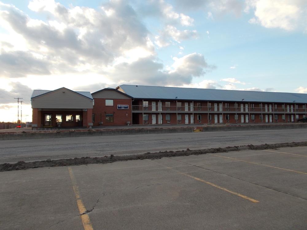 Motel 6-Metropolis, Il Екстериор снимка
