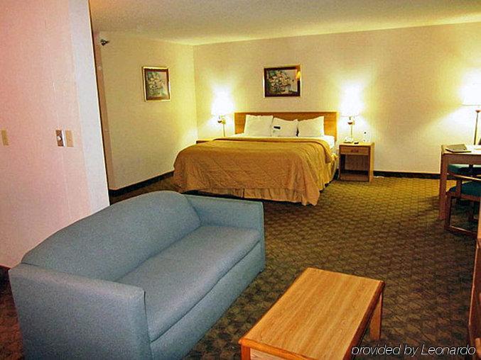 Motel 6-Metropolis, Il Екстериор снимка