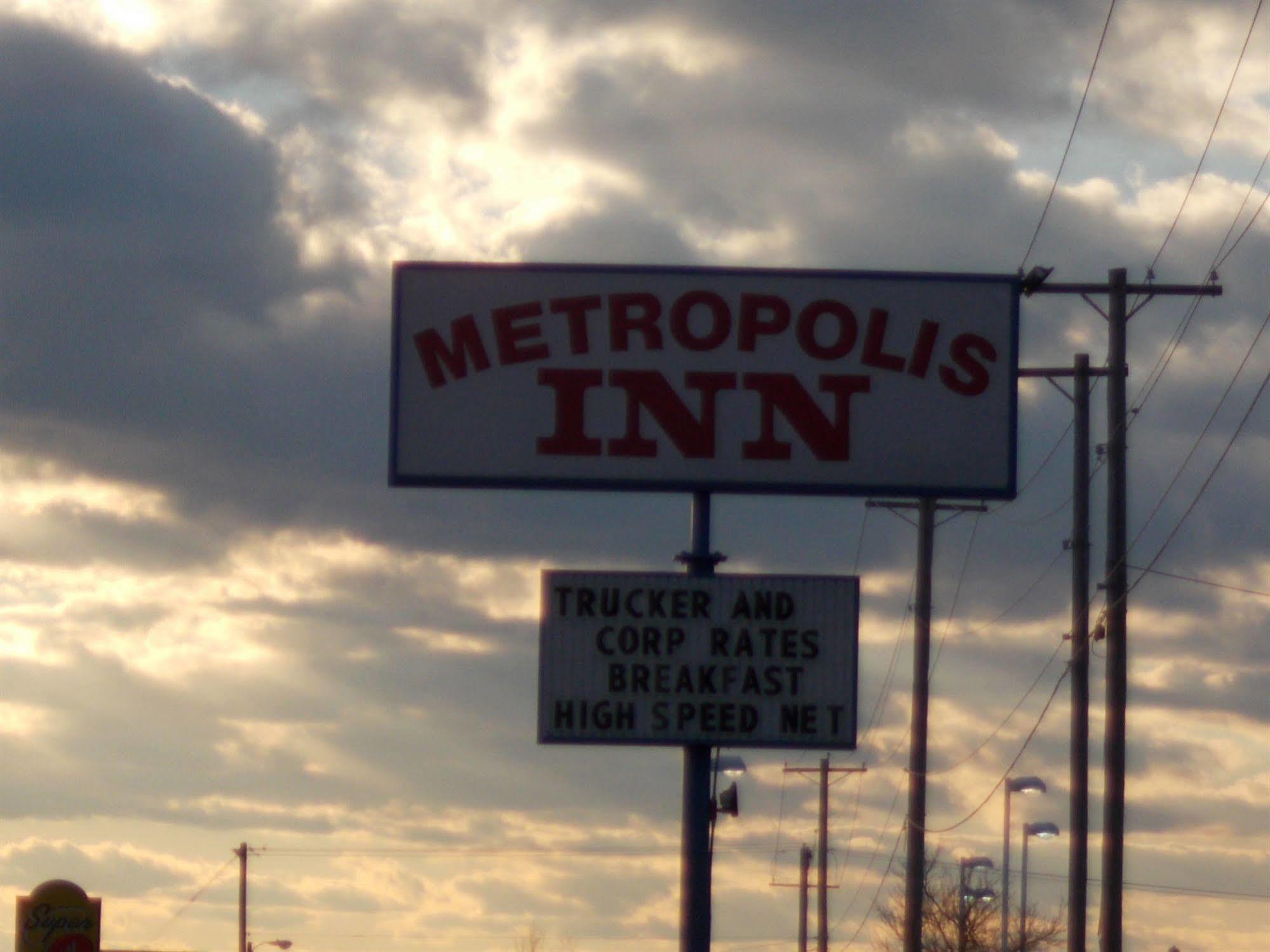 Motel 6-Metropolis, Il Екстериор снимка